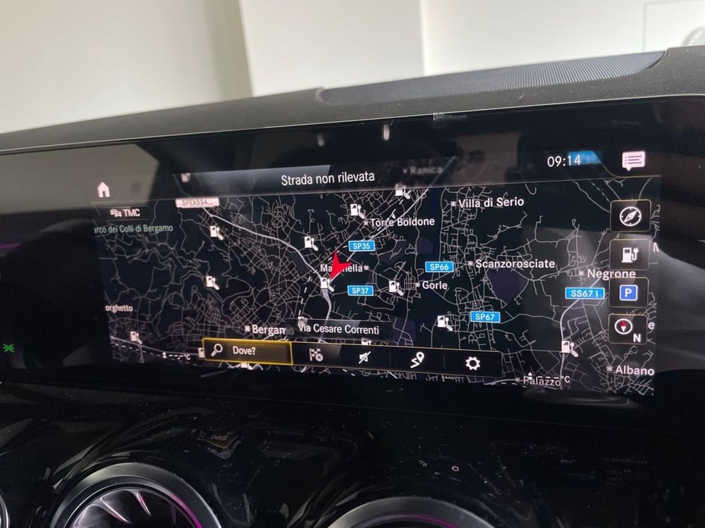 Mercedes-Benz EQA usata a Bergamo (11)