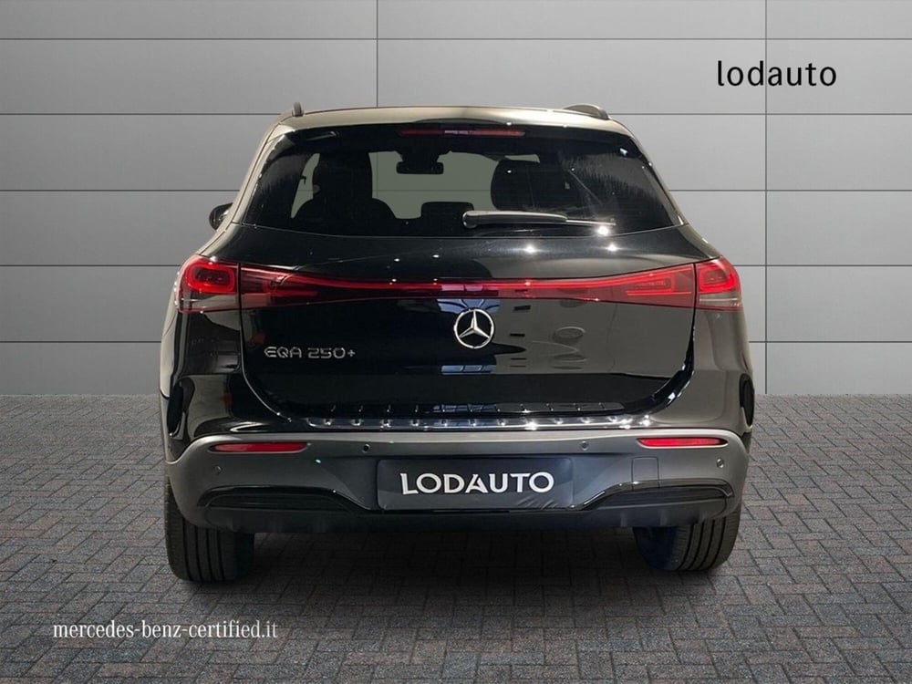 Mercedes-Benz EQA usata a Bergamo (4)