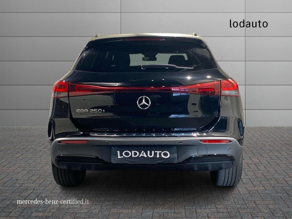 Mercedes-Benz EQA usata a Bergamo (4)