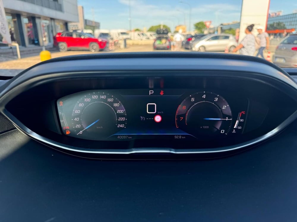Peugeot 3008 usata a Modena (9)