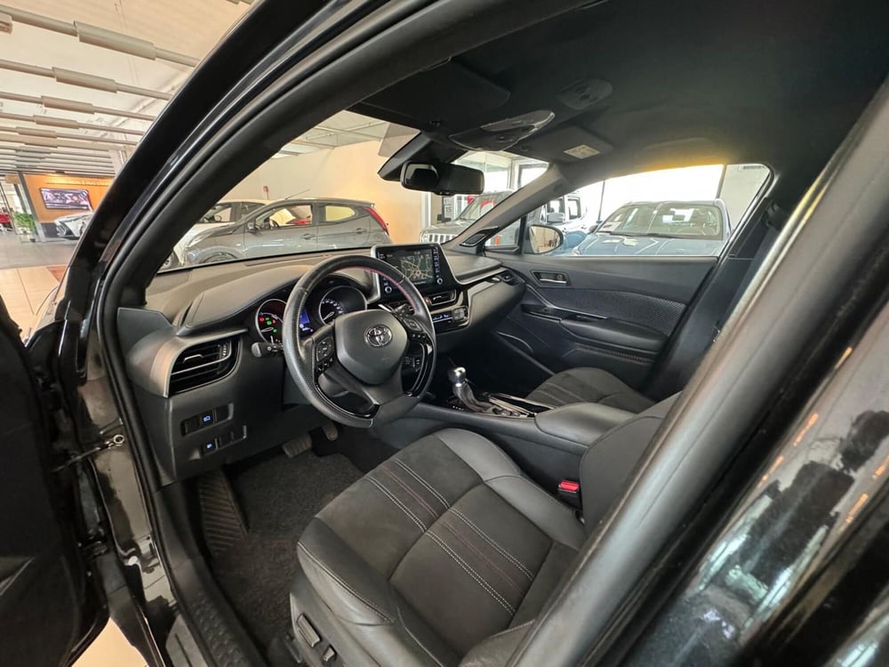 Toyota Toyota C-HR usata a Modena (12)