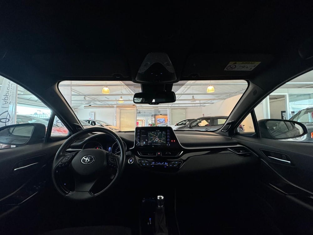 Toyota Toyota C-HR usata a Modena (16)