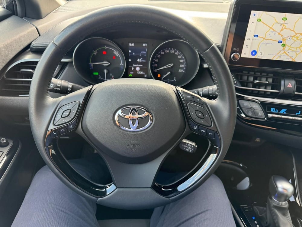 Toyota Toyota C-HR usata a Modena (11)
