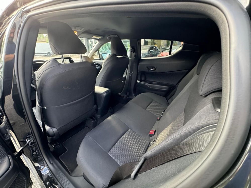 Toyota Toyota C-HR usata a Modena (14)