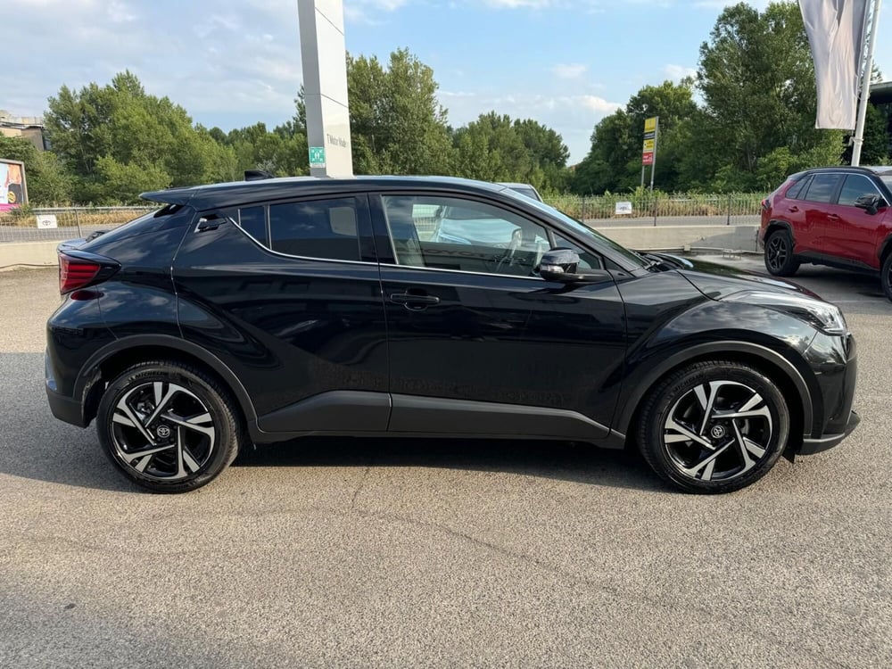 Toyota Toyota C-HR usata a Modena (5)