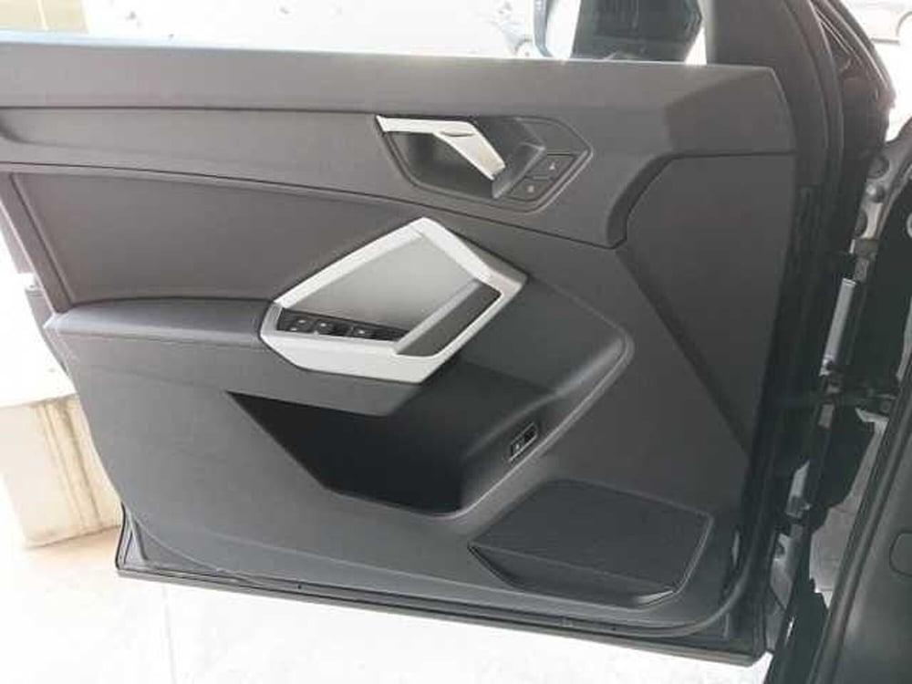 Audi Q3 usata a Lucca (12)