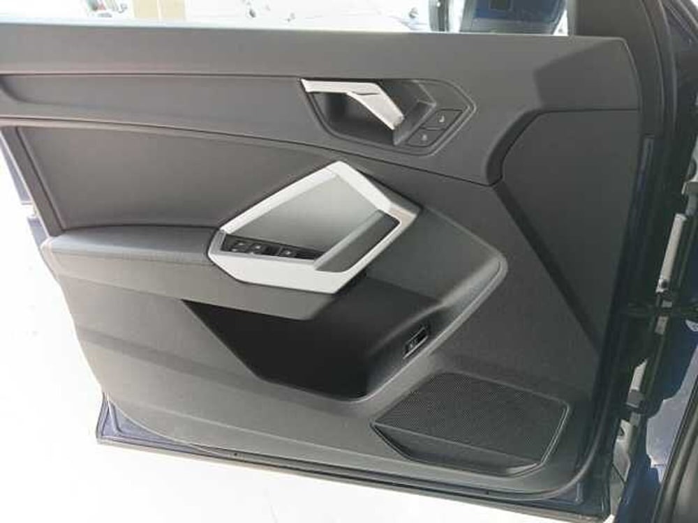 Audi Q3 Sportback usata a Lucca (12)