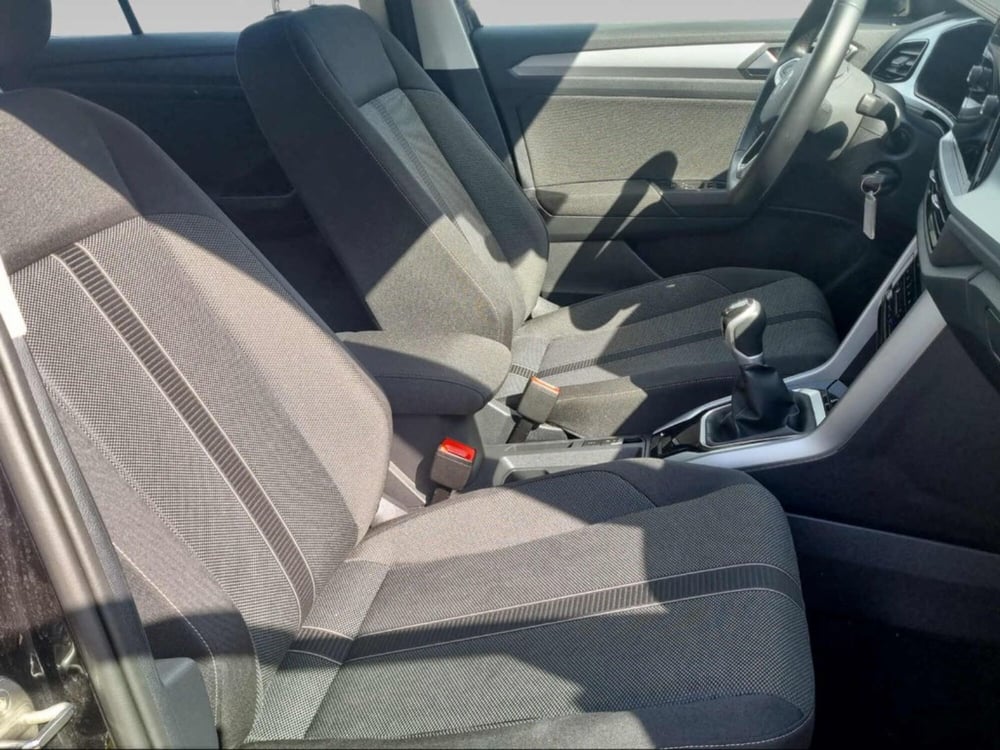 Volkswagen T-Roc usata a Livorno (12)