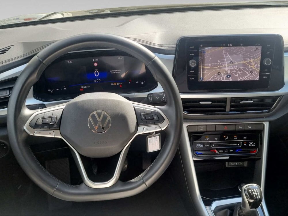 Volkswagen T-Roc usata a Livorno (8)