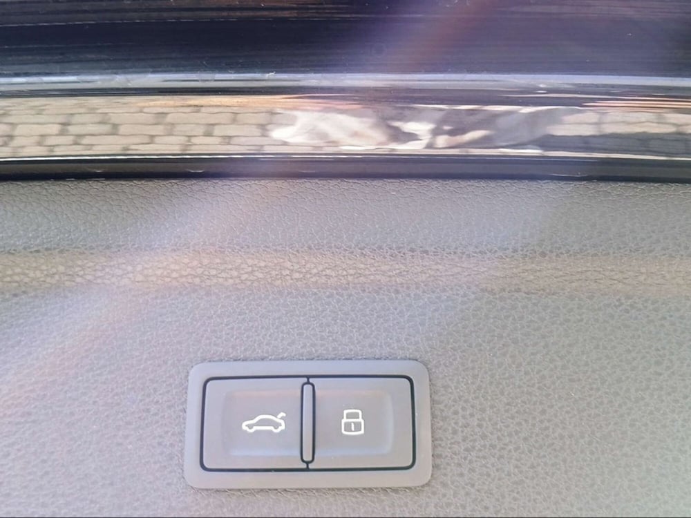 Audi Q3 Sportback usata a Livorno (15)