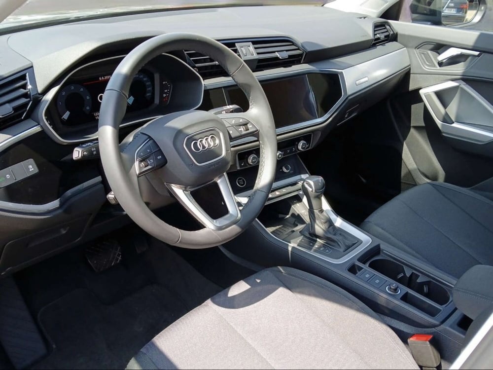 Audi Q3 Sportback usata a Livorno (6)