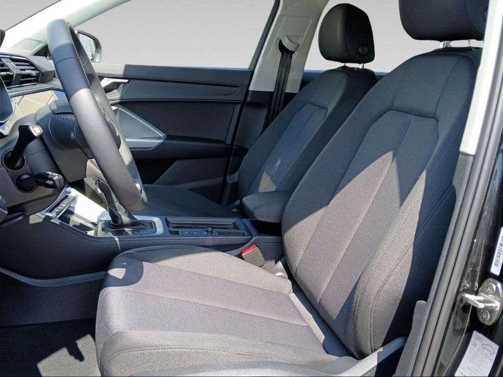 Audi Q3 Sportback usata a Livorno (9)