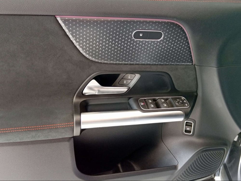 Mercedes-Benz EQA usata a Firenze (17)