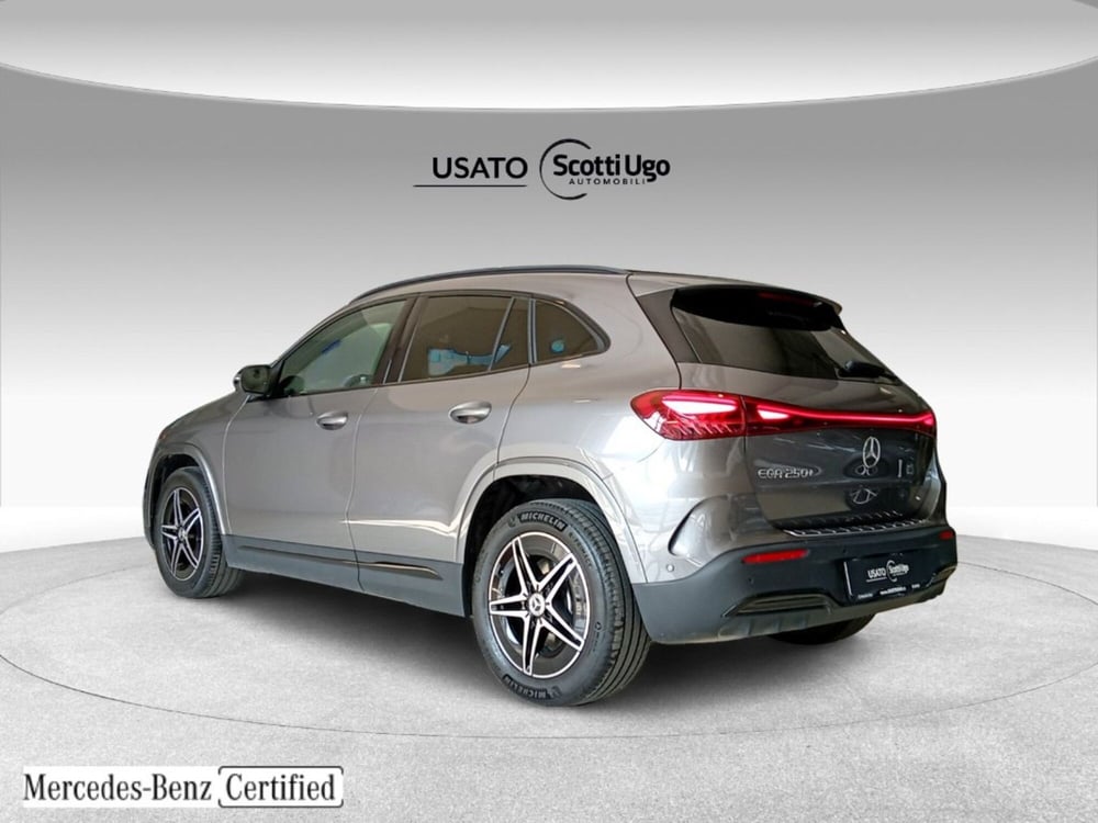 Mercedes-Benz EQA usata a Firenze (6)