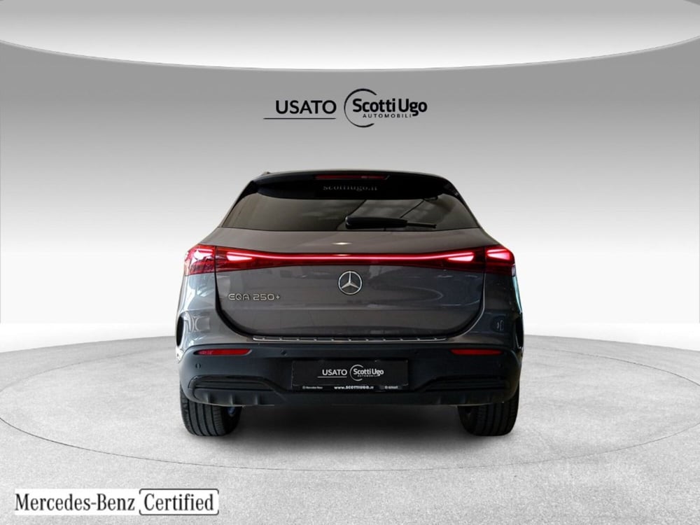 Mercedes-Benz EQA usata a Firenze (7)
