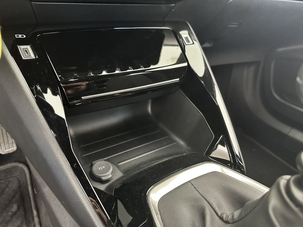 Peugeot 2008 usata a Latina (19)