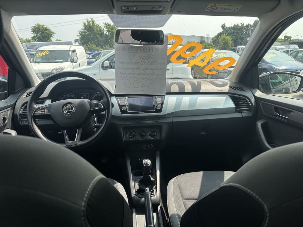 Skoda Fabia usata a Milano (11)