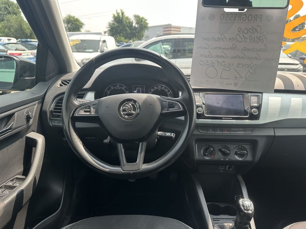Skoda Fabia usata a Milano (16)