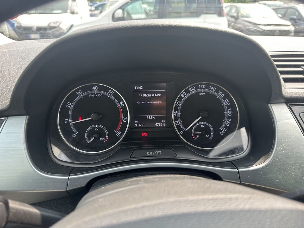 Skoda Fabia usata a Milano (17)