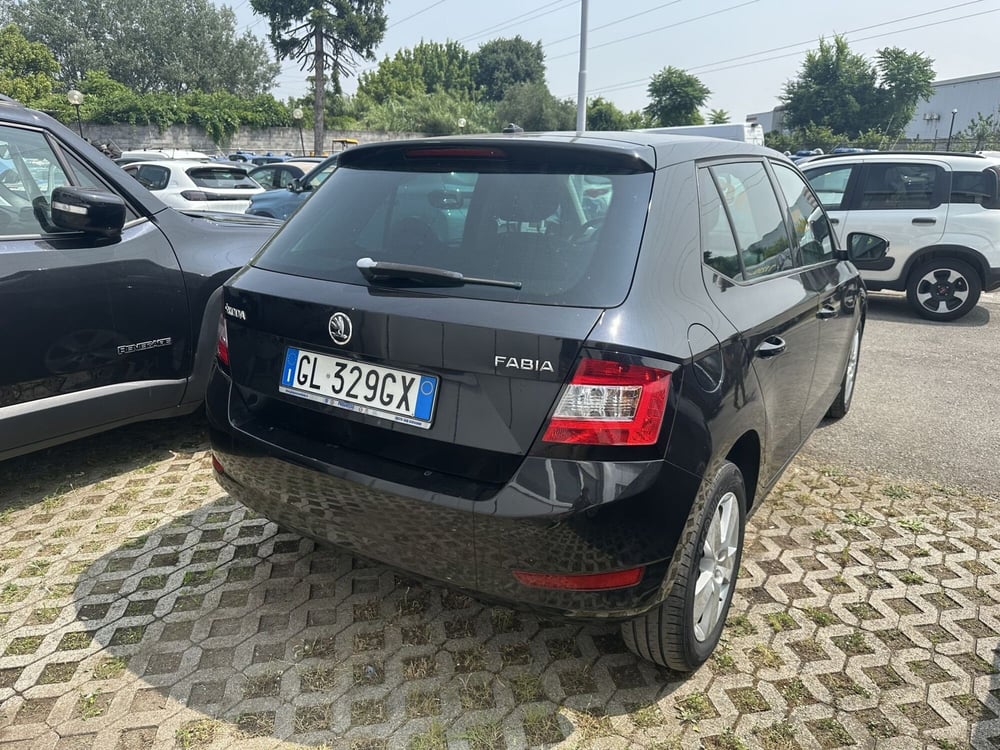 Skoda Fabia usata a Milano (6)