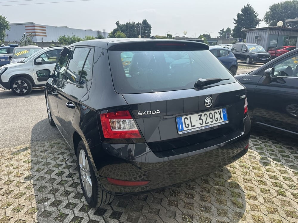 Skoda Fabia usata a Milano (7)