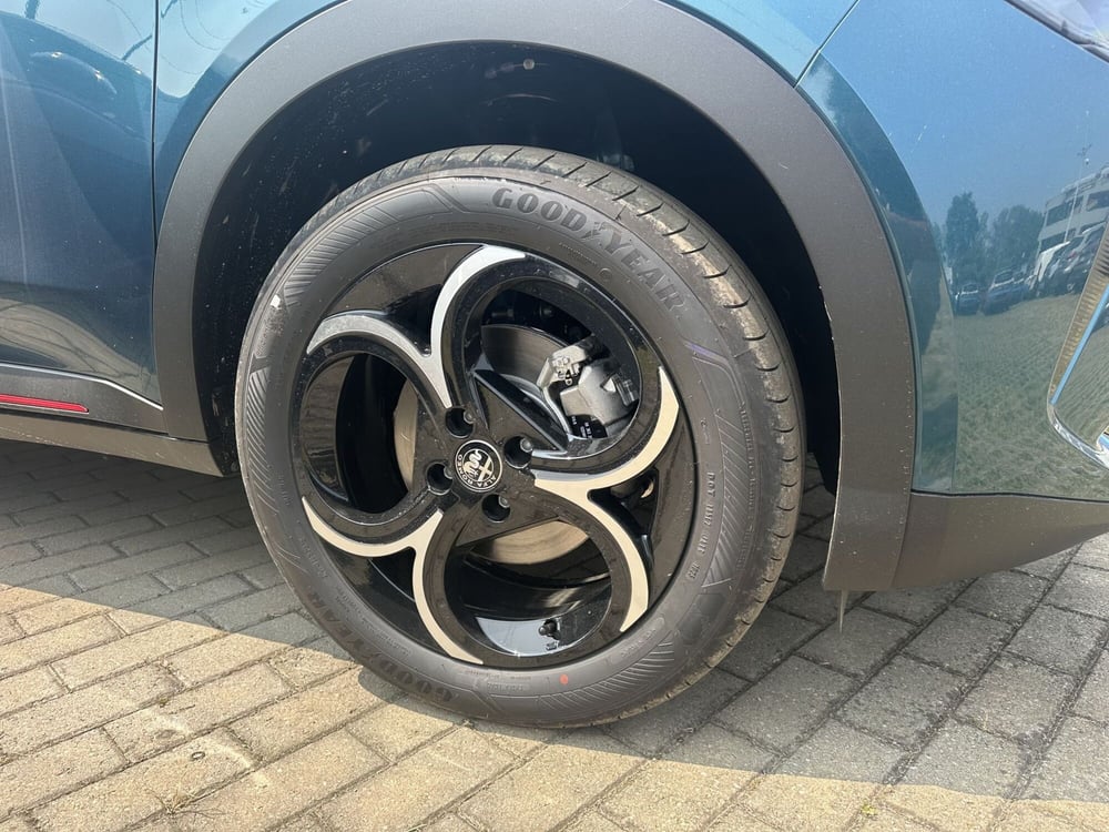 Alfa Romeo Junior nuova a Milano (8)