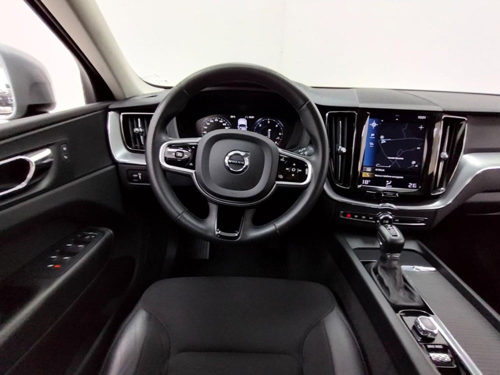 Volvo XC60 usata a Como (10)