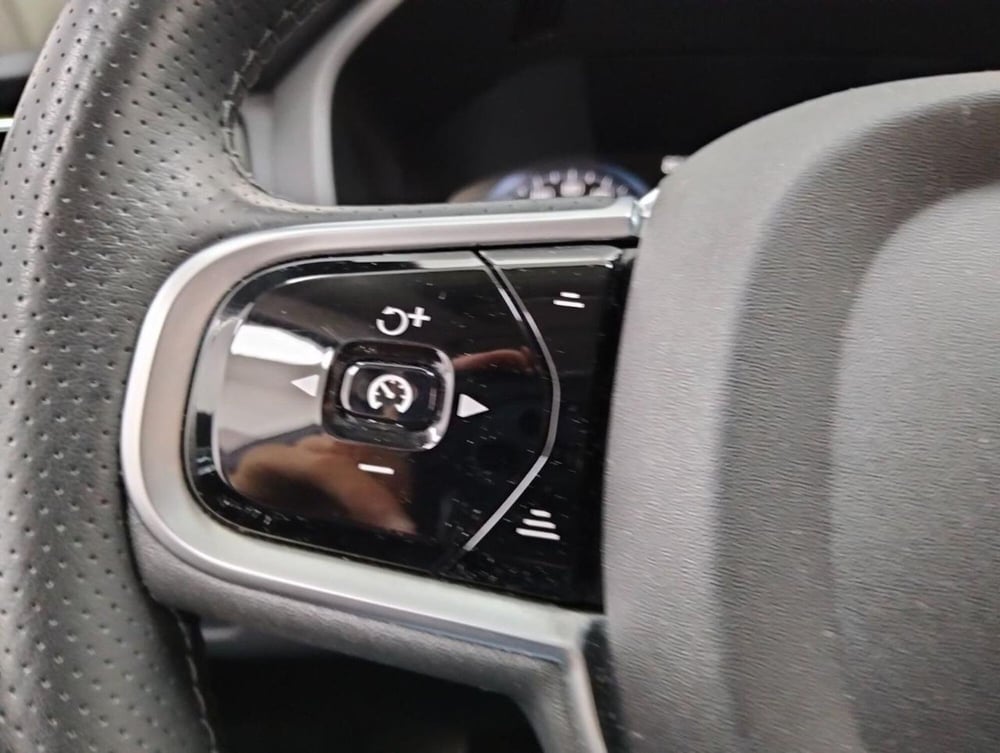 Volvo XC60 usata a Como (11)