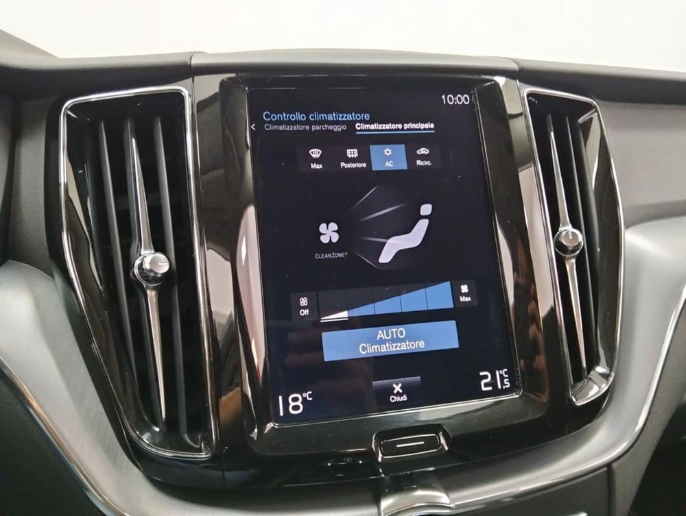 Volvo XC60 usata a Como (15)