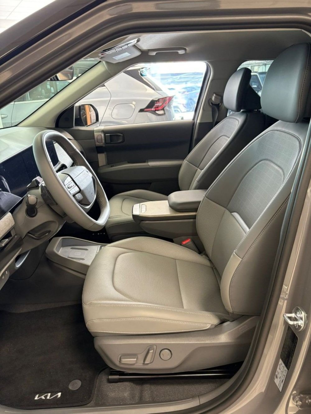 Kia EV3 nuova a Como (6)