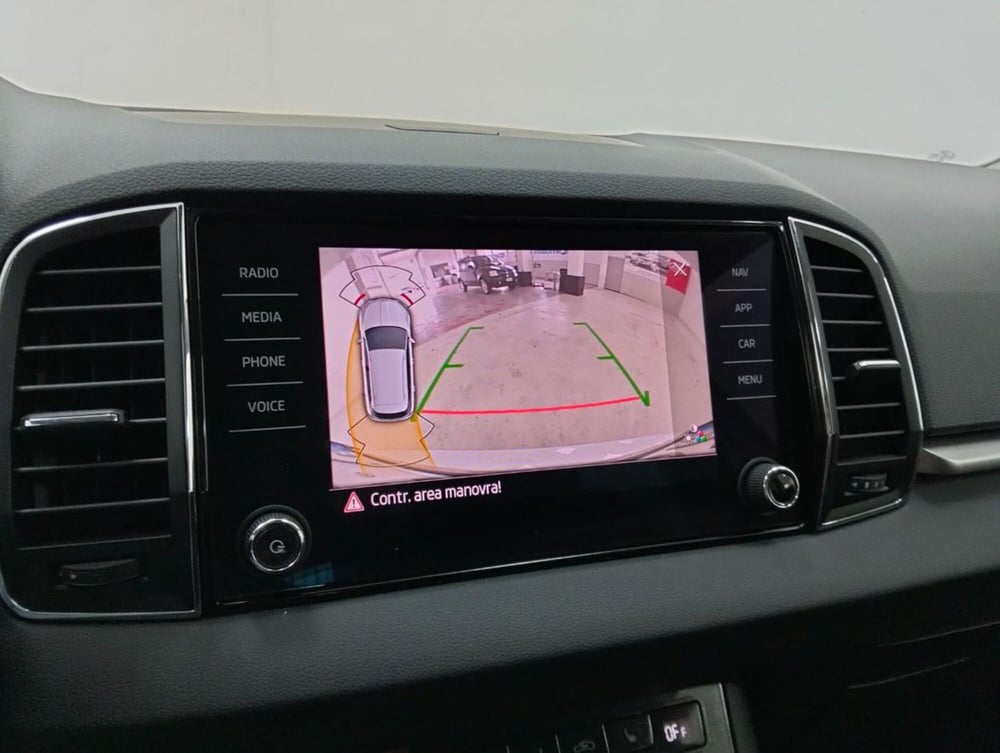 Skoda Karoq usata a Como (17)