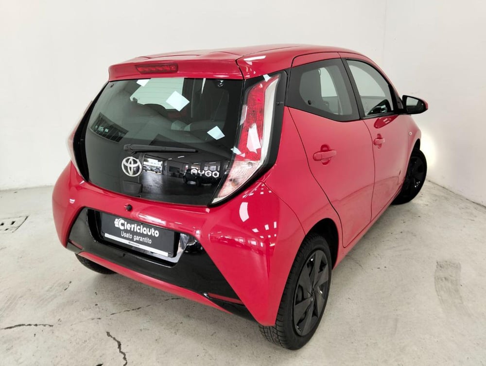 Toyota Aygo usata a Como (2)