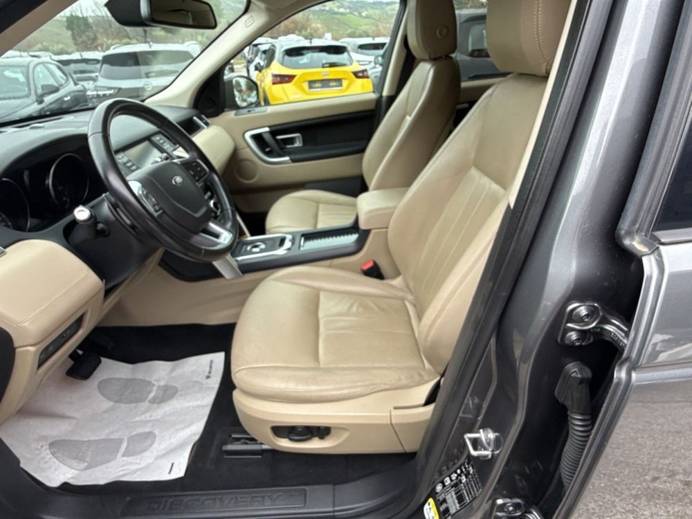 Land Rover Discovery Sport usata a Teramo (9)