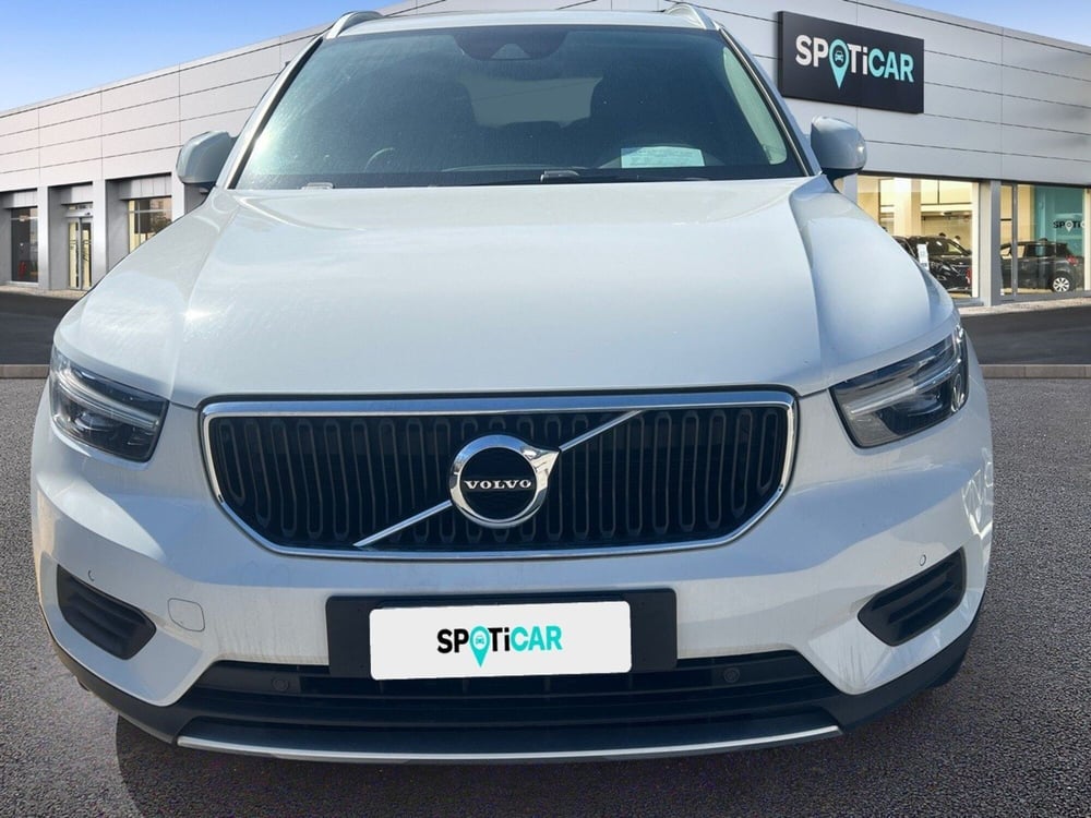 Volvo XC40 usata a Teramo (4)