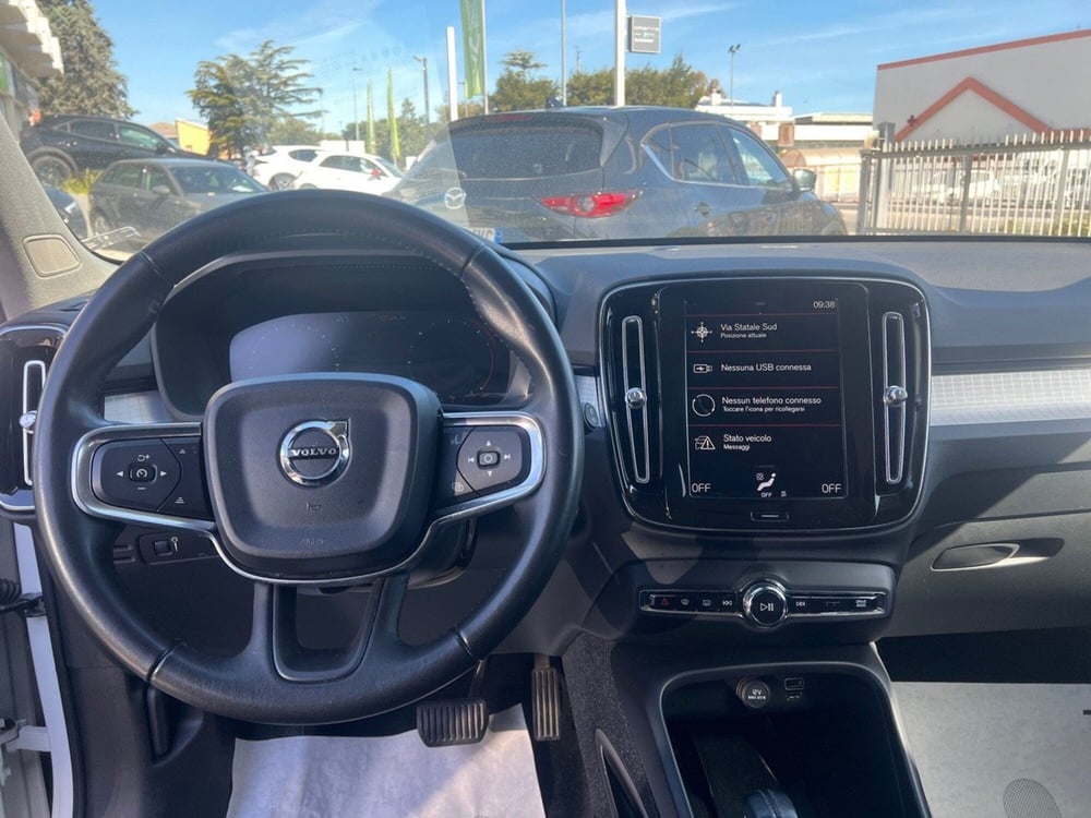 Volvo XC40 usata a Teramo (7)