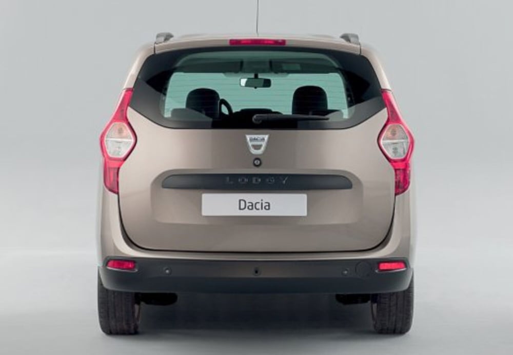 Dacia Lodgy usata a Teramo (13)