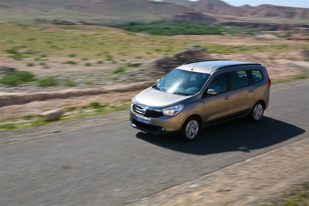 Dacia Lodgy usata a Teramo (5)