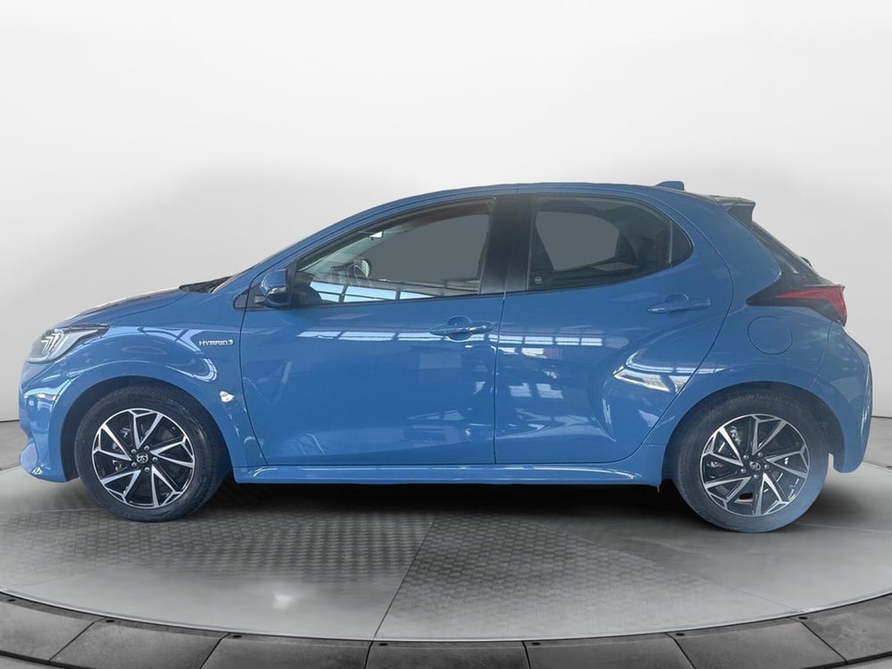 Toyota Yaris usata a Napoli (2)