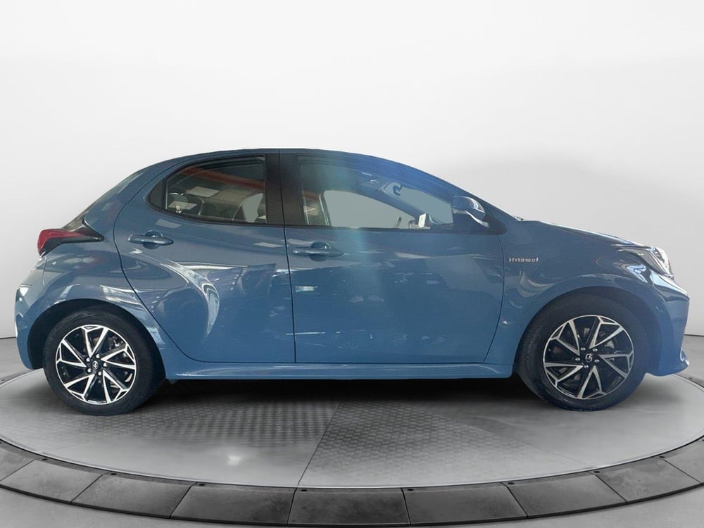Toyota Yaris usata a Napoli (5)