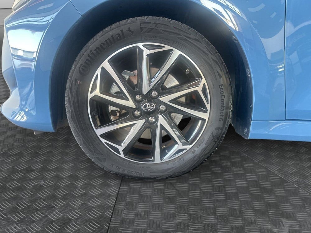 Toyota Yaris usata a Napoli (8)