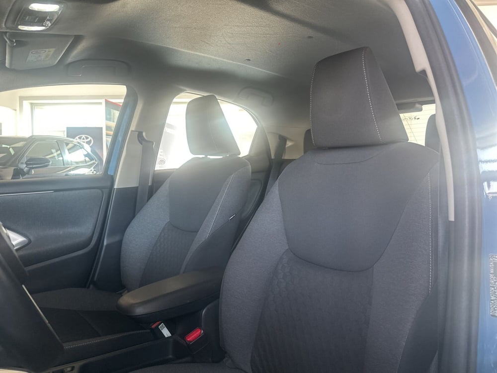 Toyota Yaris usata a Napoli (9)