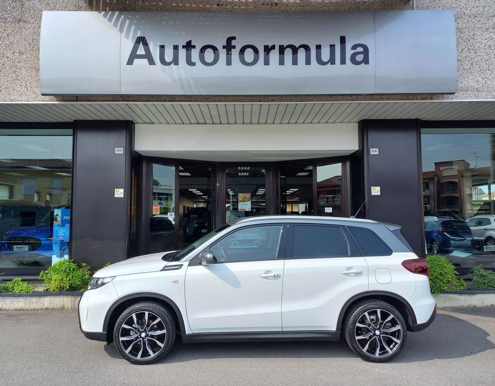 Suzuki Vitara nuova a Milano (3)