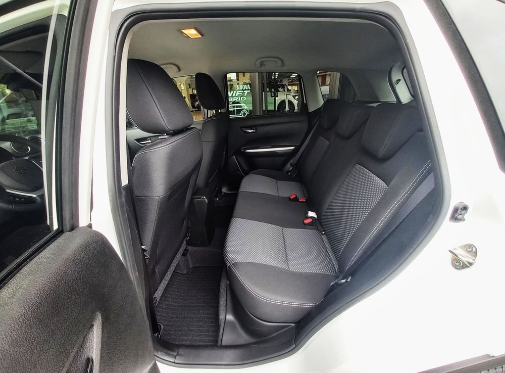Suzuki Vitara nuova a Milano (8)