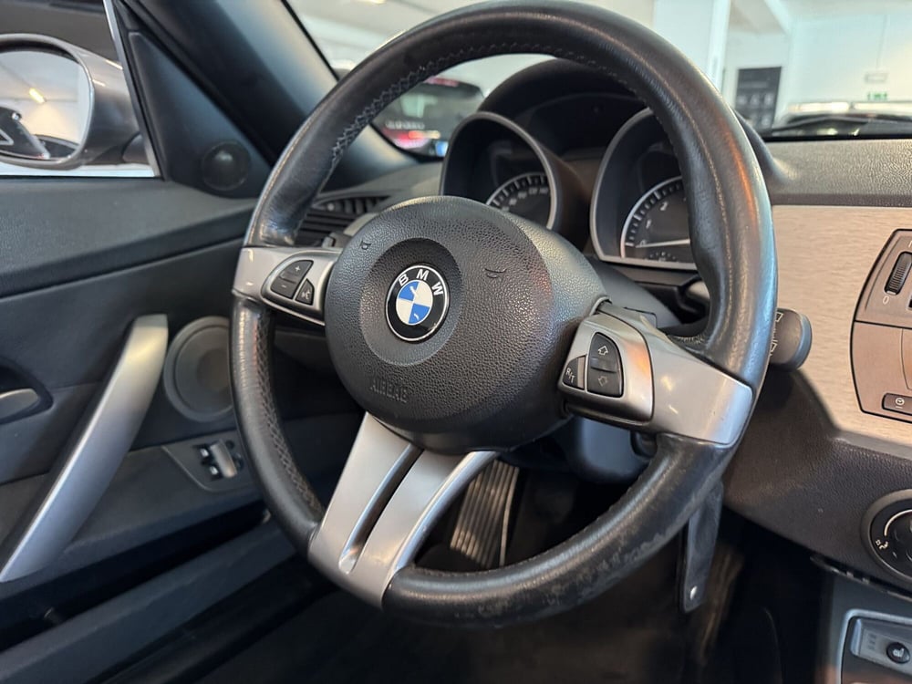 BMW Z4 Cabrio usata a Messina (12)