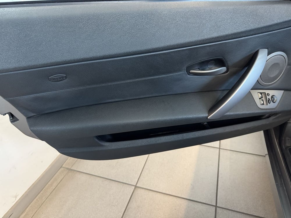 BMW Z4 Cabrio usata a Messina (6)
