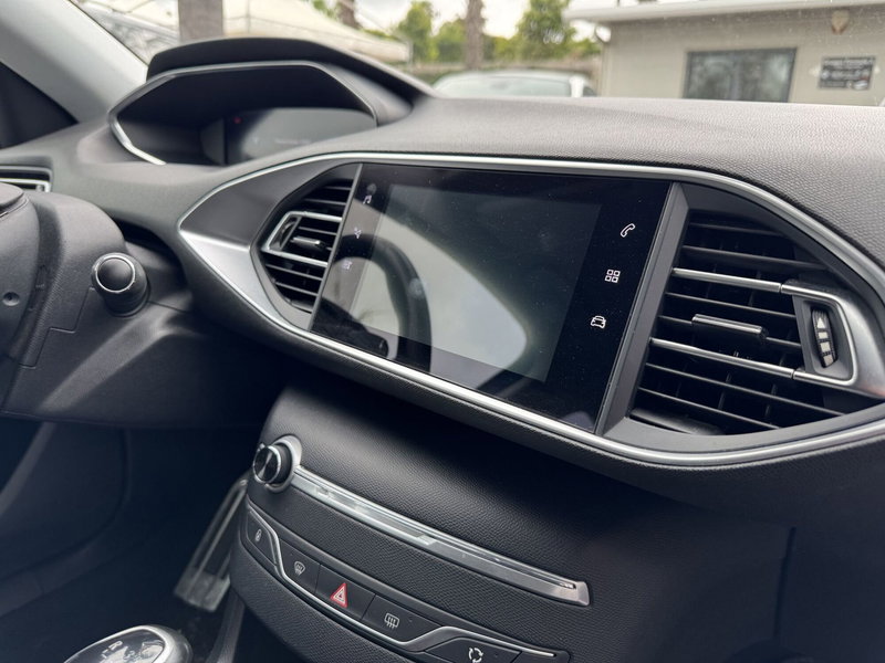 Peugeot 308 usata a Messina (12)