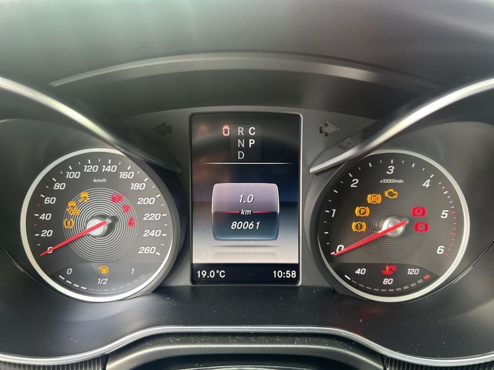 Mercedes-Benz Classe V usata a Milano (13)