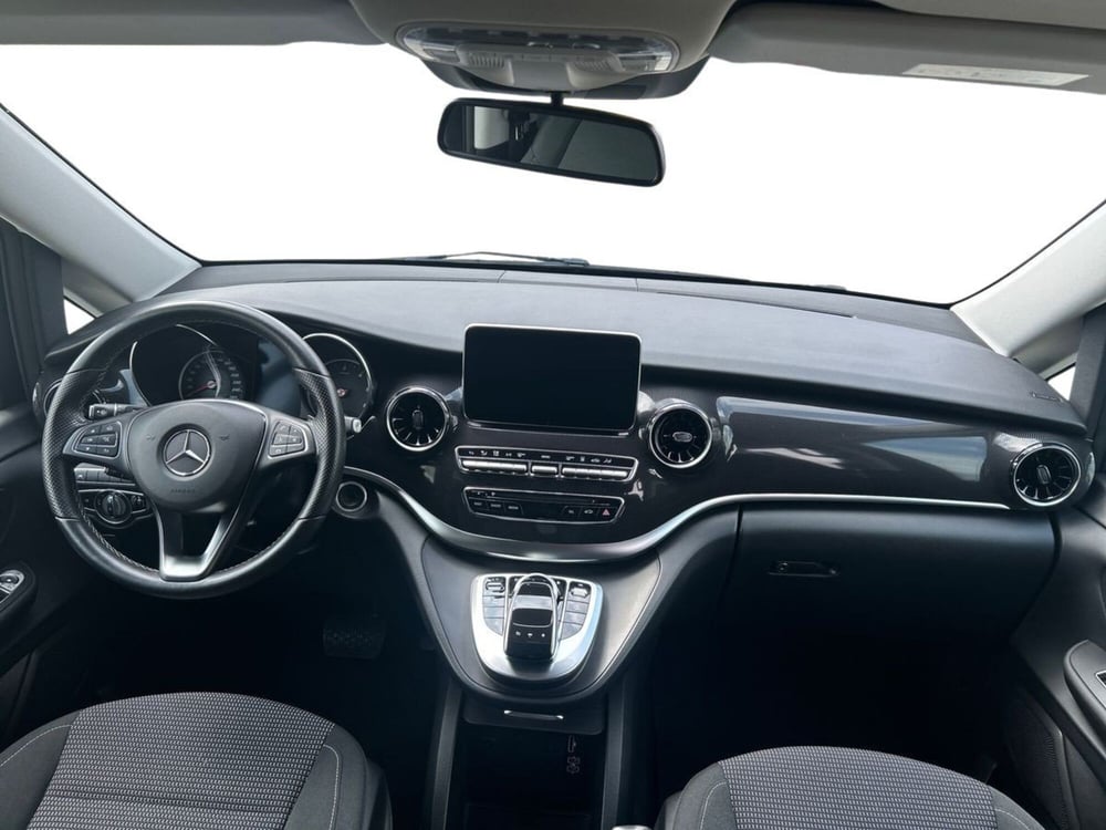 Mercedes-Benz Classe V usata a Milano (9)