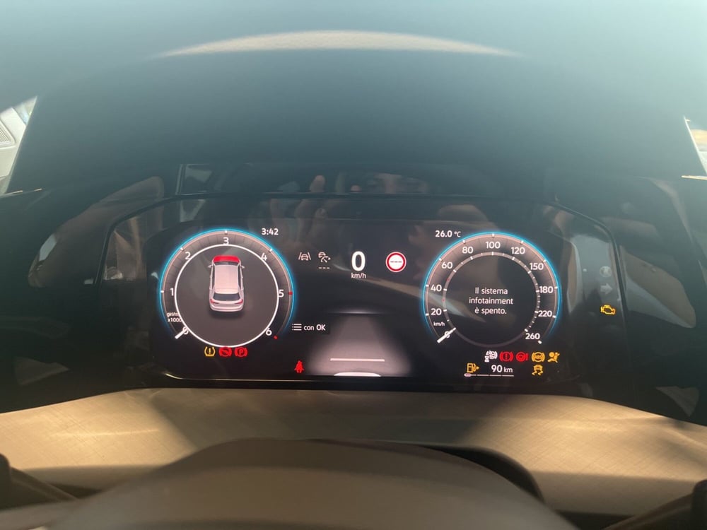 Volkswagen Golf nuova a Salerno (11)