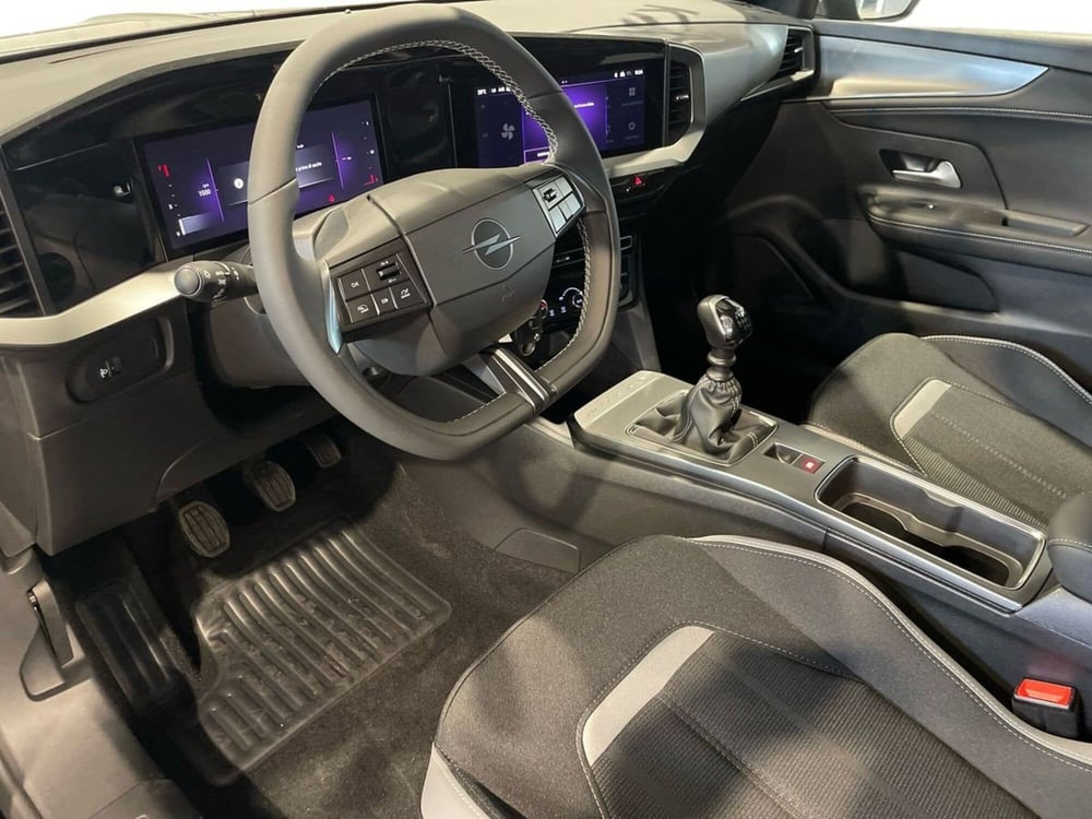 Opel Mokka nuova a Salerno (9)